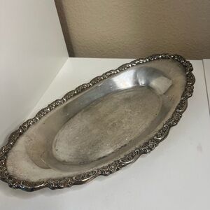 Vintage Silver Plated Oval Serving Dish Decorative Edge Pattern 1978